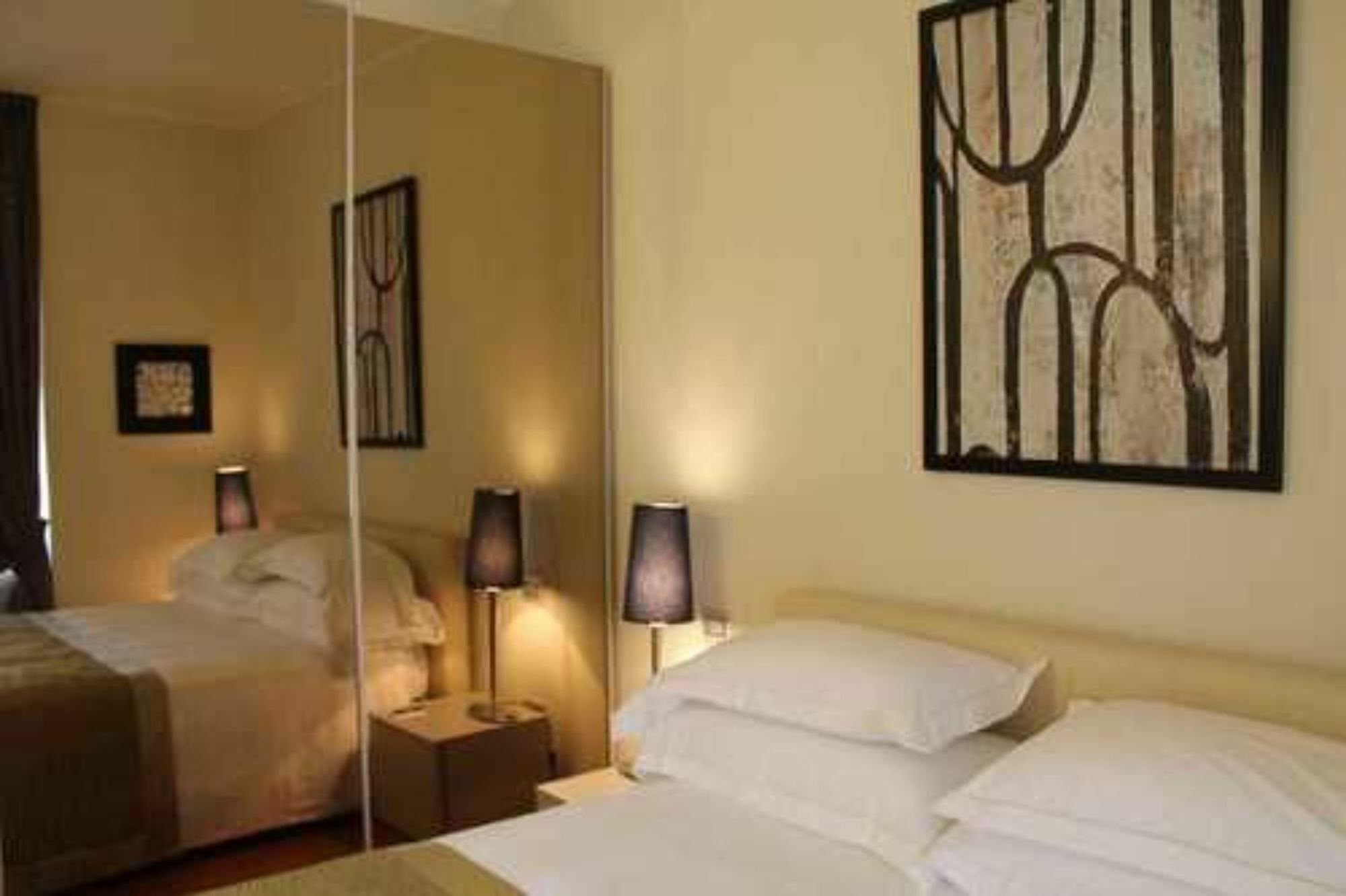 Vitruvio 43 Apartments Milão Exterior foto